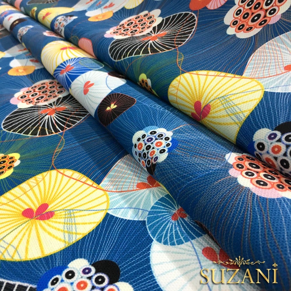 Mantarlar ve Çiçekler Desenli Kumaş