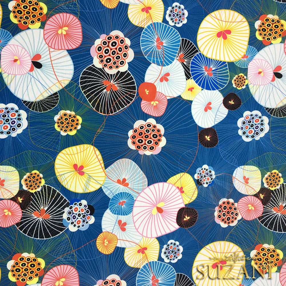 Mantarlar ve Çiçekler Desenli Kumaş