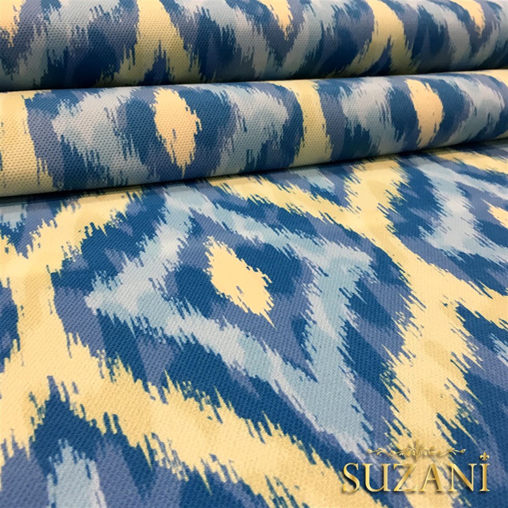 Mavi Krem İkat Desenli Kumaş