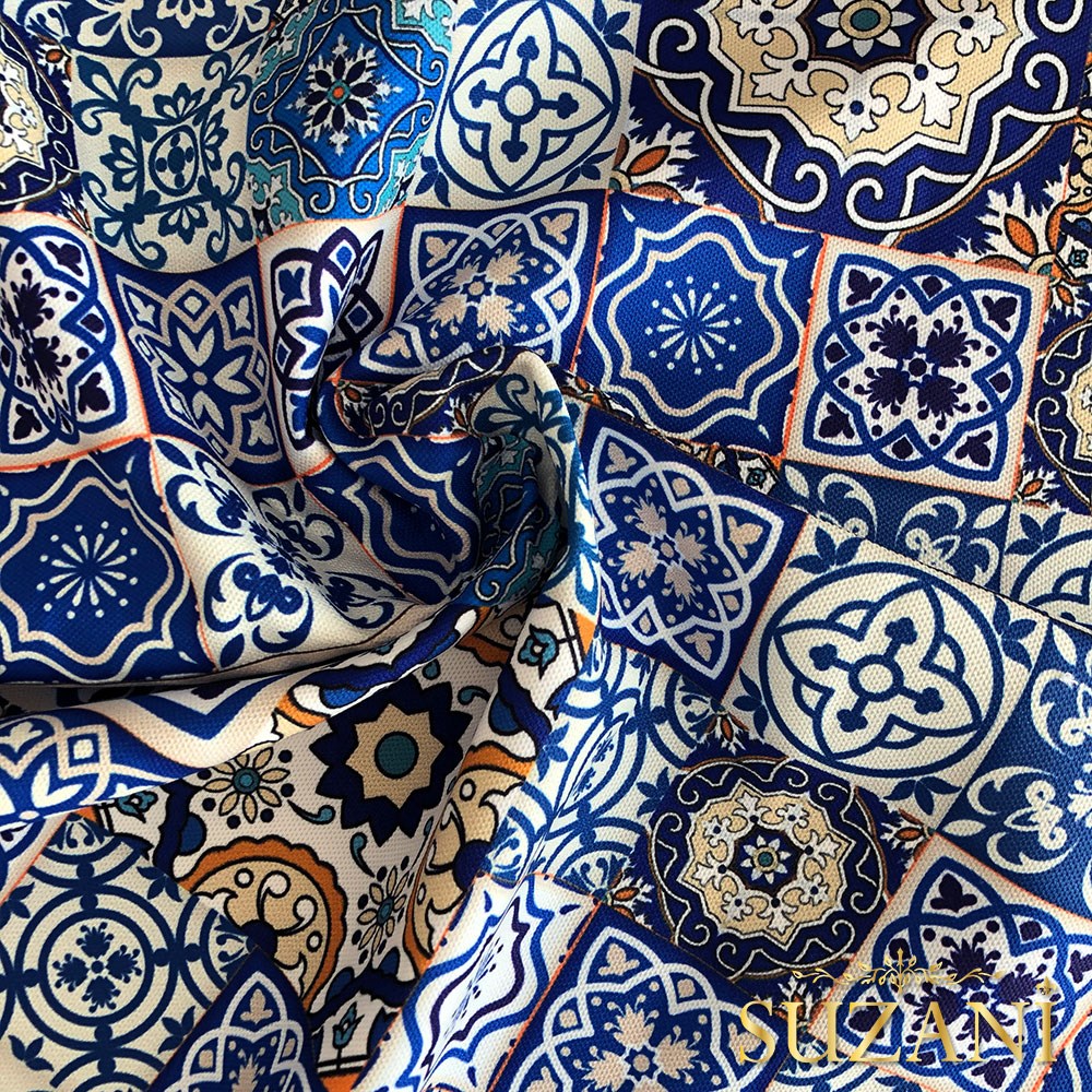 Mavi Seramik Desenli Dijital Baskılı Kumaş (Pembe)