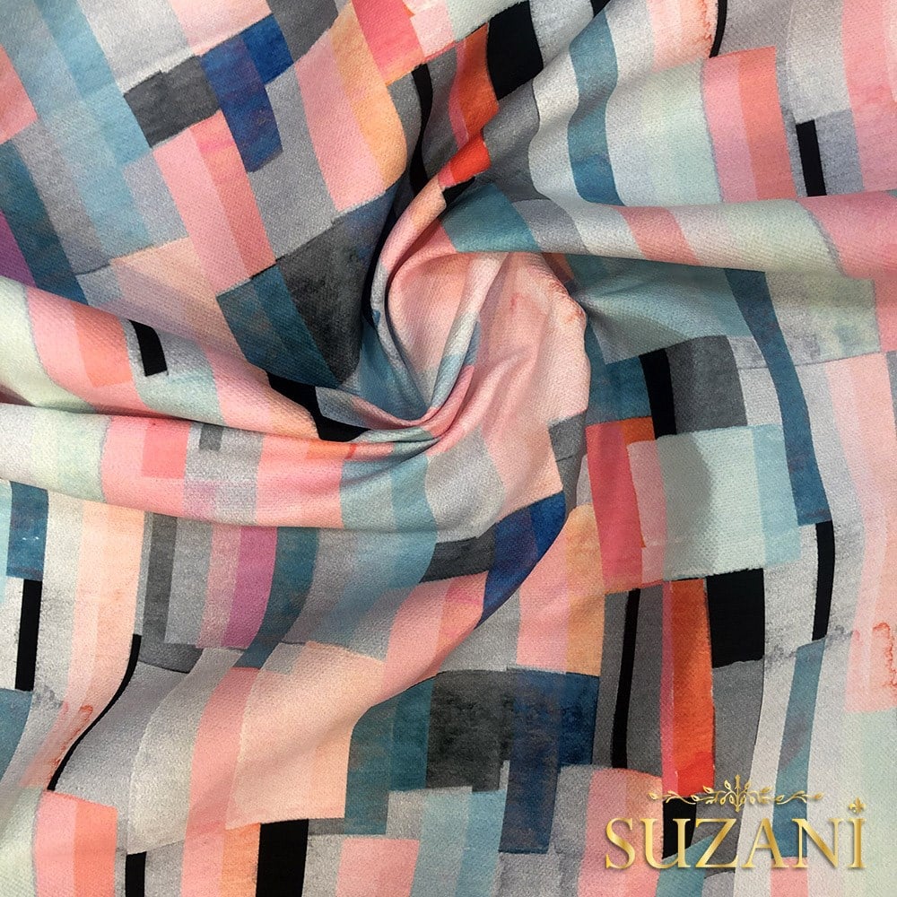 Pembe Suluboya Desenli Dijital Baskılı Kumaş