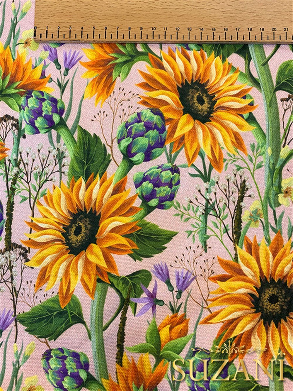 Pembe Zemin Ayçiçeği Desenli Dijital Baskılı Kumaş