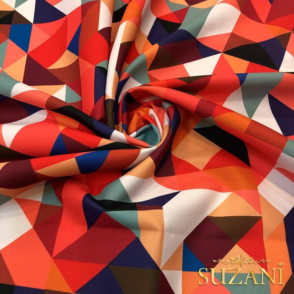 Renkli Üçgen Desenli Dijital Baskılı Kumaş