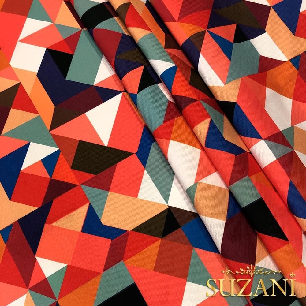 Renkli Üçgen Desenli Dijital Baskılı Kumaş