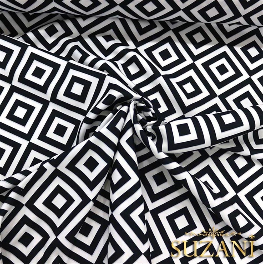 Siyah Beyaz İç içe Kareli Kumaş