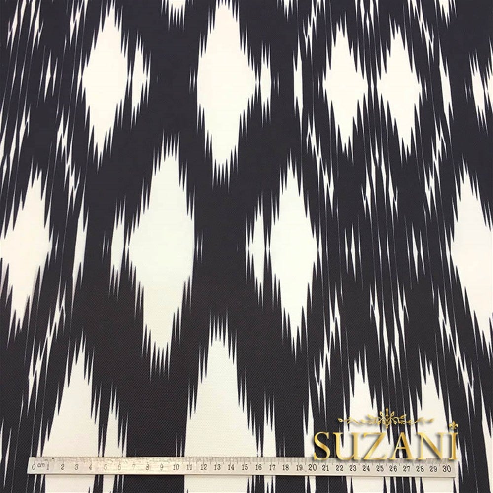 Siyah Beyaz İkat Desenli Kumaş