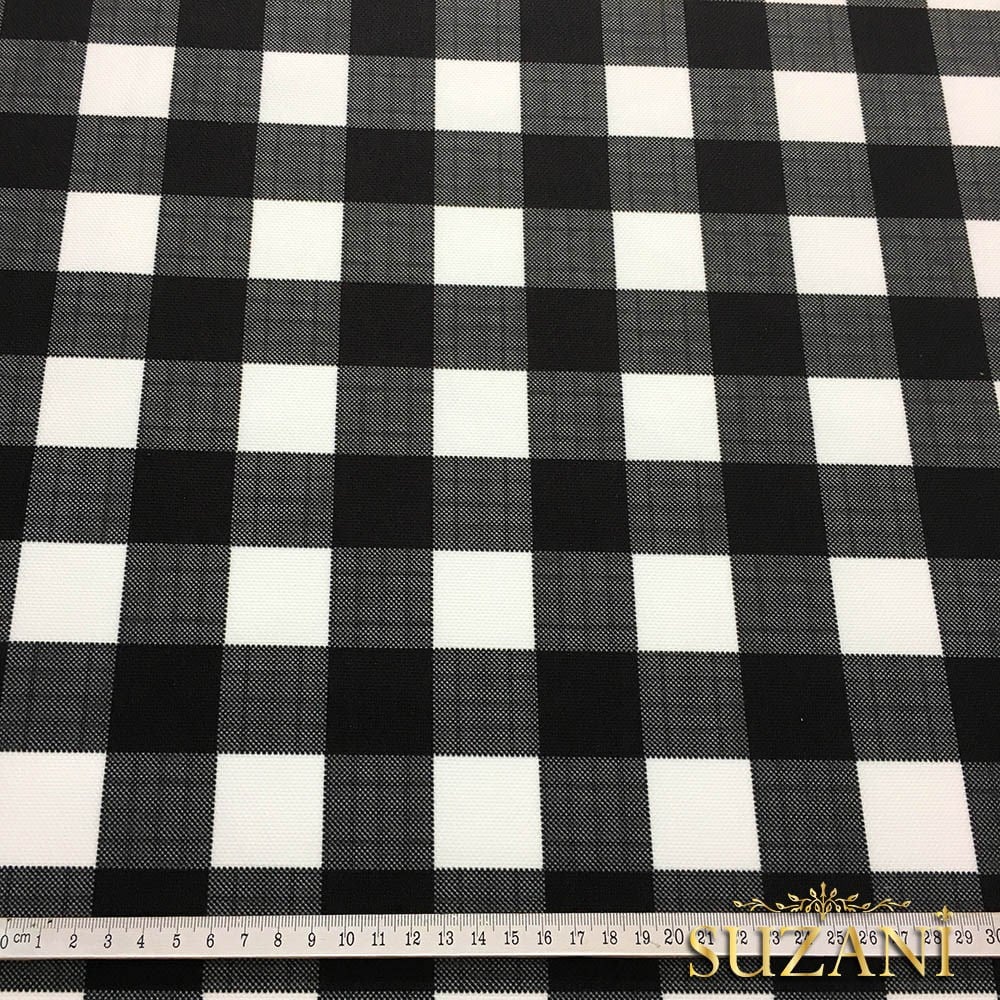 Siyah Beyaz Klasik Ekose Desenli Kumaş