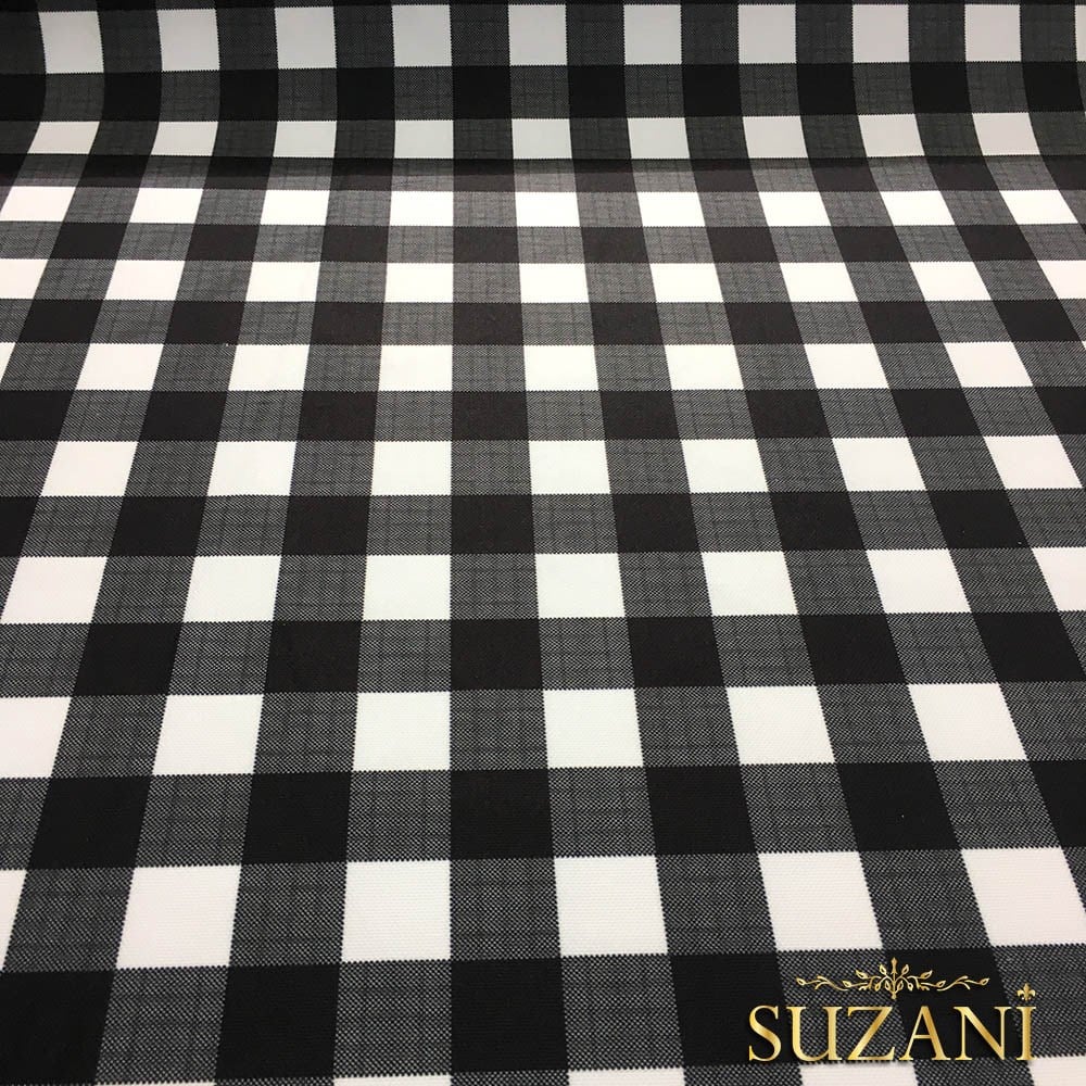 Siyah Beyaz Klasik Ekose Desenli Kumaş