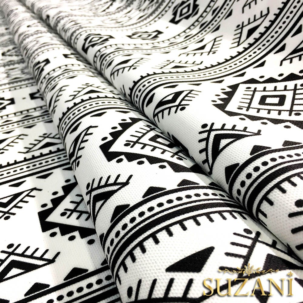 Siyah Beyaz Modern Etnik Desenli Kumaş