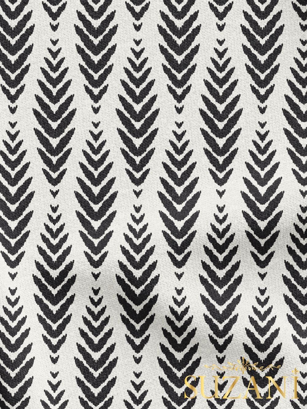 Siyah İkat Desenli Dijital Baskılı Kumaş