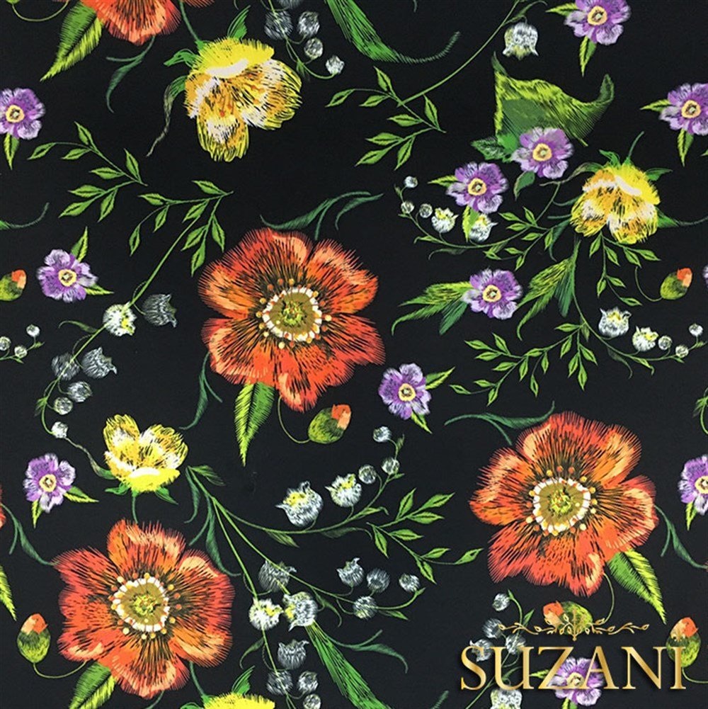 Siyah Üzeri Kırmızı Mor Çiçekli Kumaş