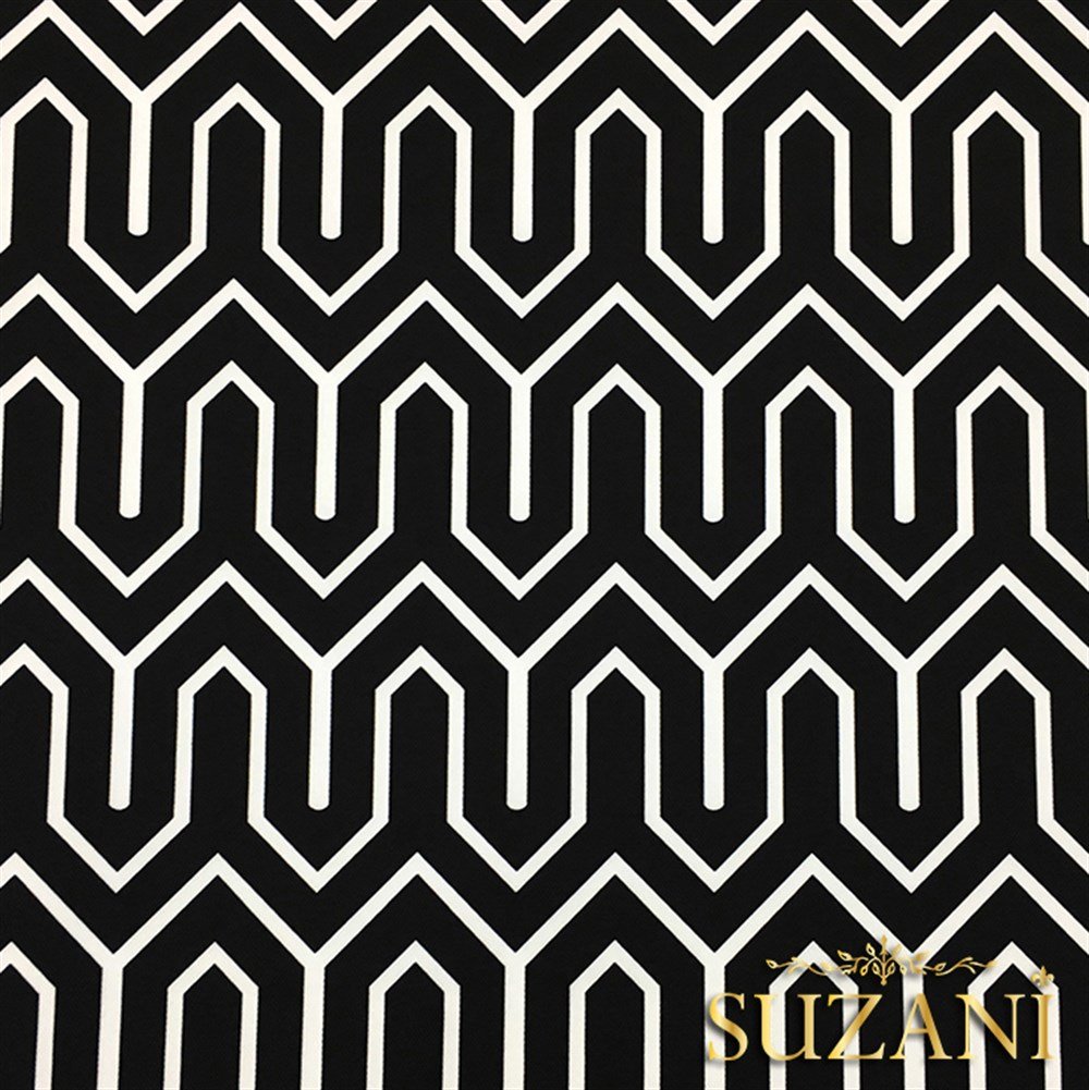 Siyah Zemin Geometrik Dağ Desenli Kumaş