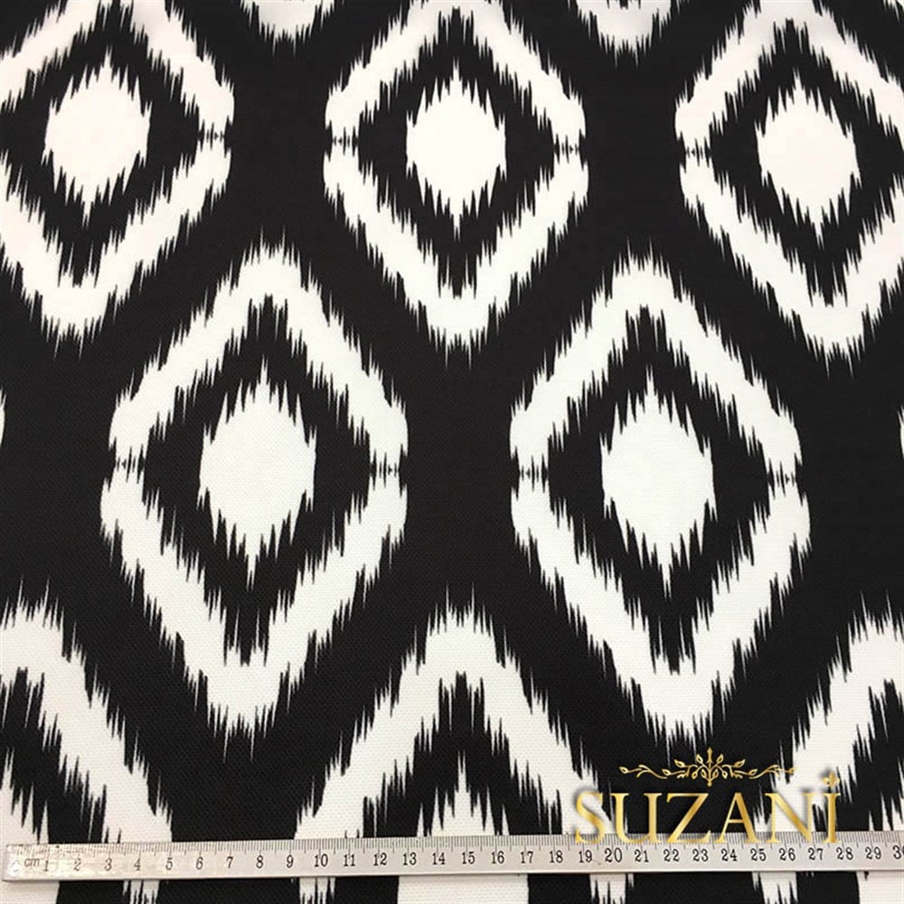 Siyah Zemin İkat Kumaş
