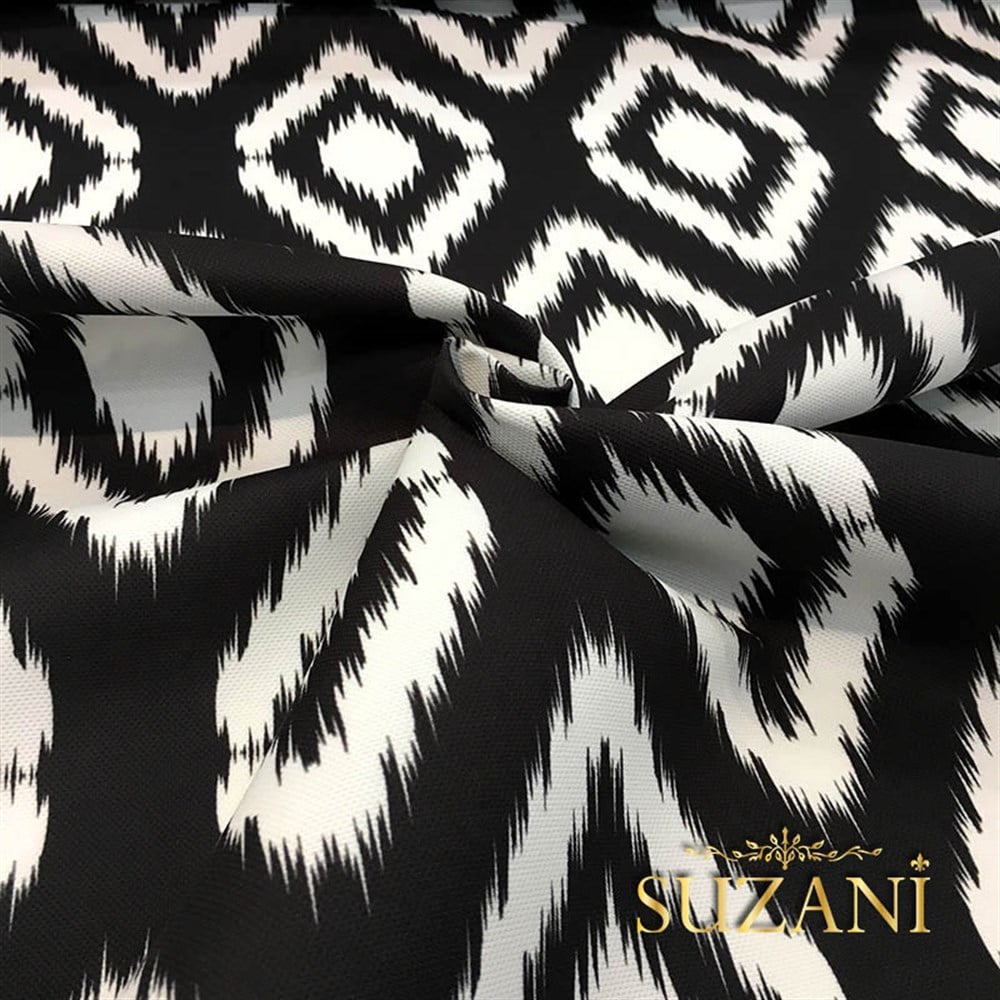 Siyah Zemin İkat Kumaş