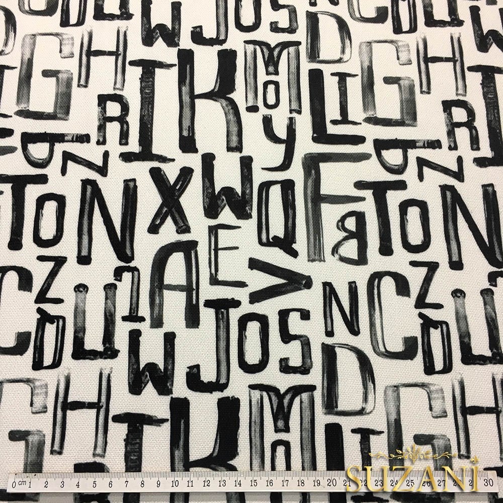Suluboya Harfler Desenli Kumaş