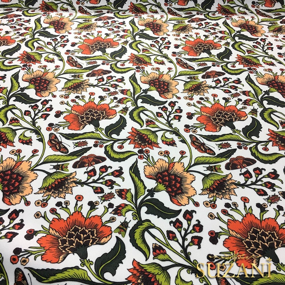 Turuncu Çiçekli Kumaş