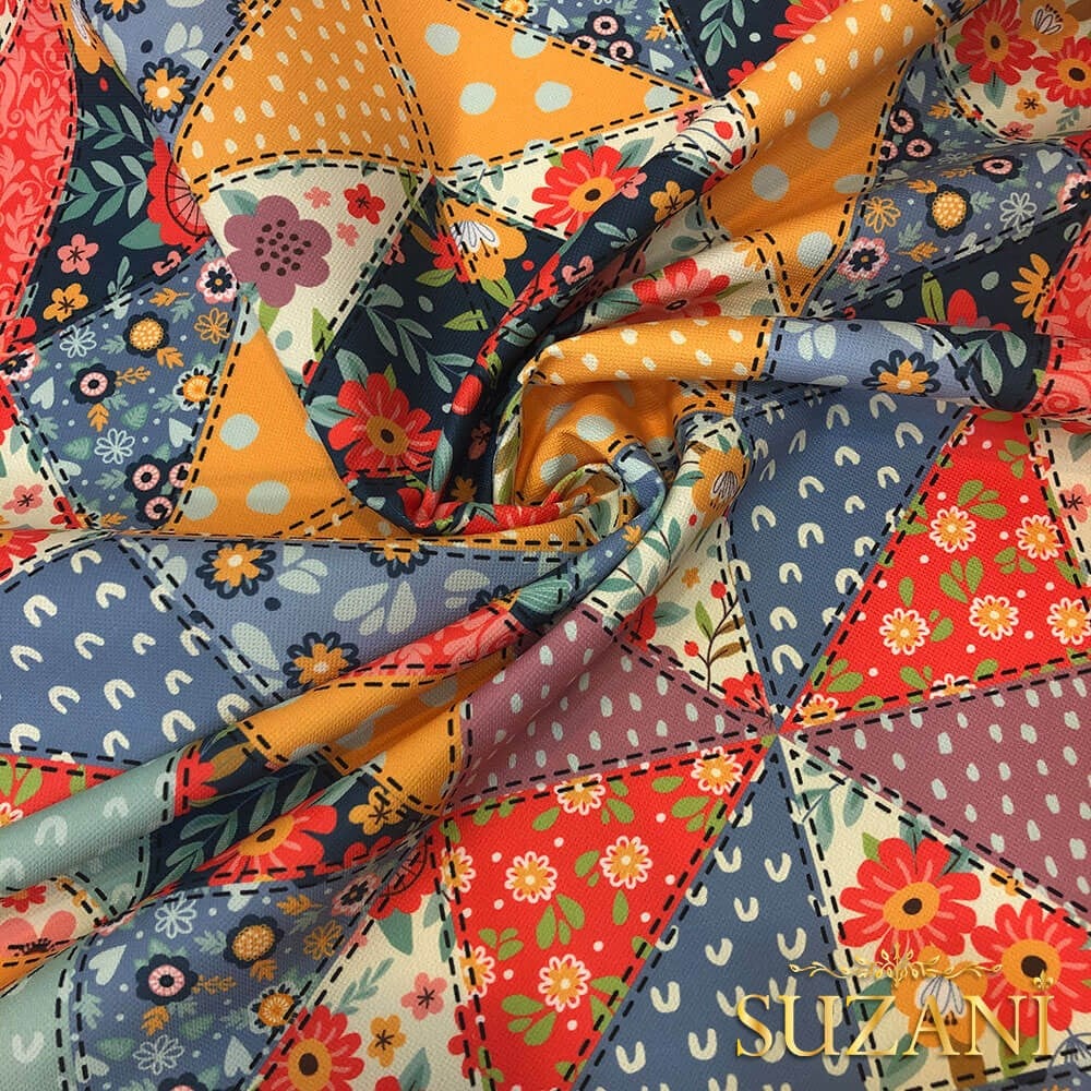 Üçgen Kırkyama Desenli Dijital Baskılı Kumaş