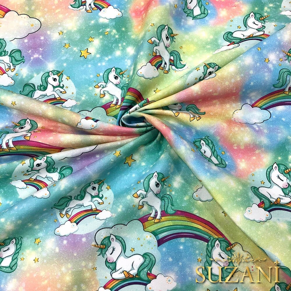 Yeşil Unicorn Desenli Dijital Baskılı Kumaş