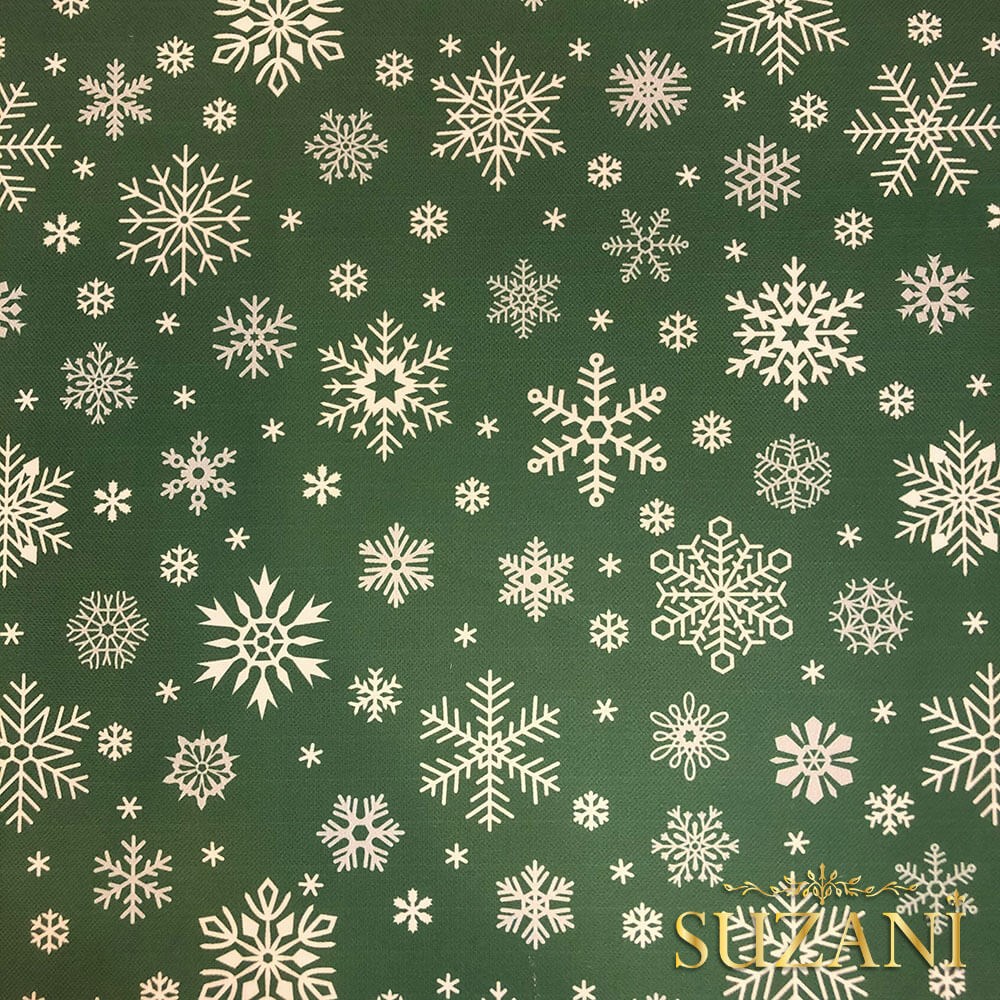 Yeşil Zemin Kar Tanesi Desenli Dijital Baskılı Kumaş