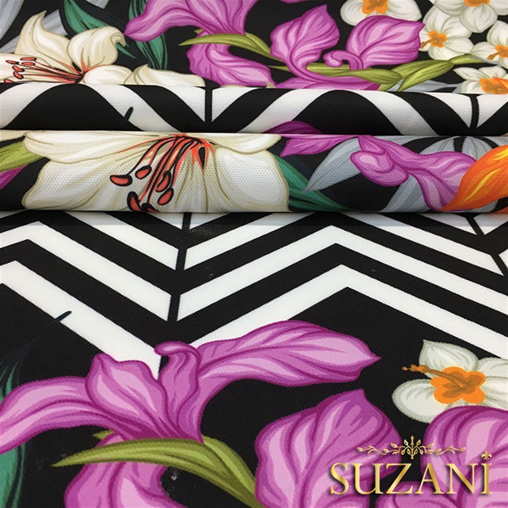 Zigzag Üzeri Turuncu Mor Çiçekli Tropikal Kumaş