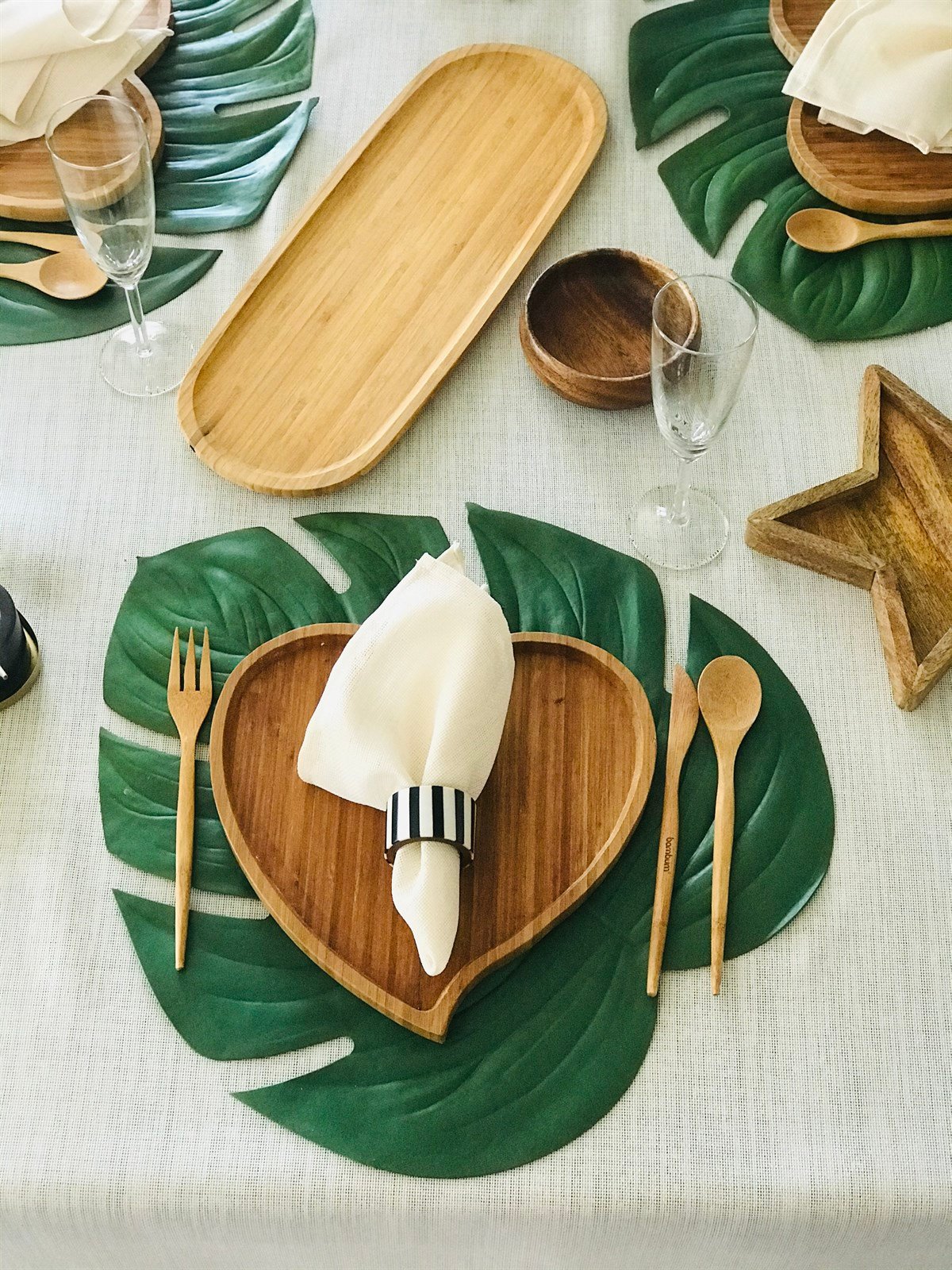 Mia Simsiz Bej Peçete