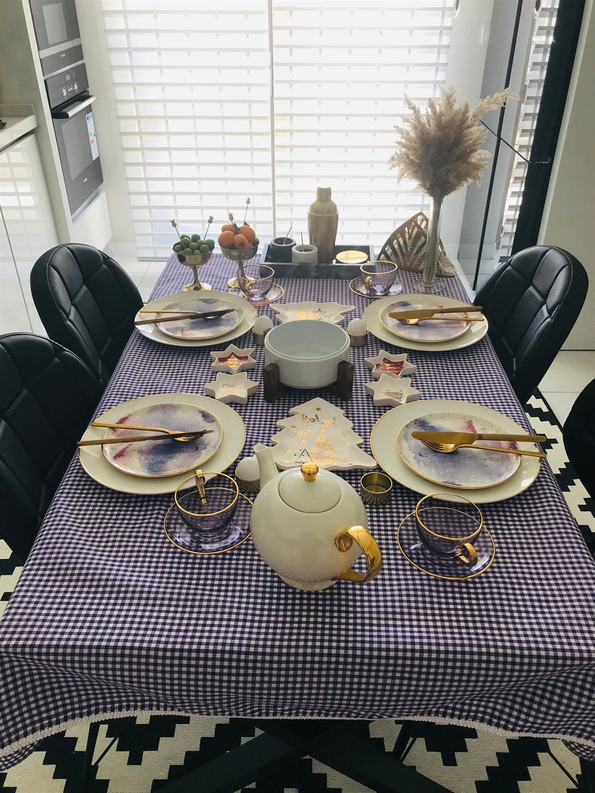 Nostalji Mor - Masa örtüsü