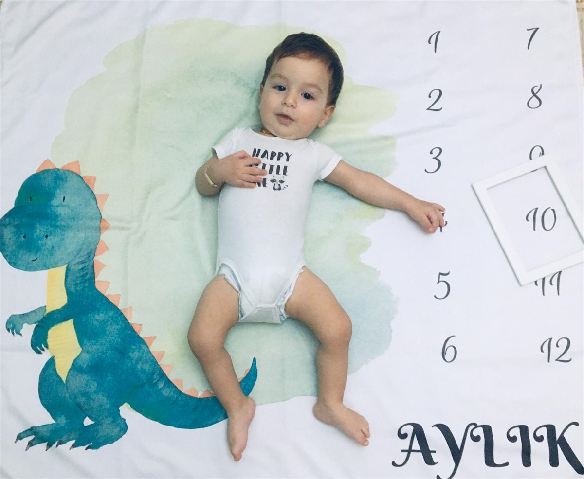 Sevimli Dino / Aylık Fotoğraf Örtüsü