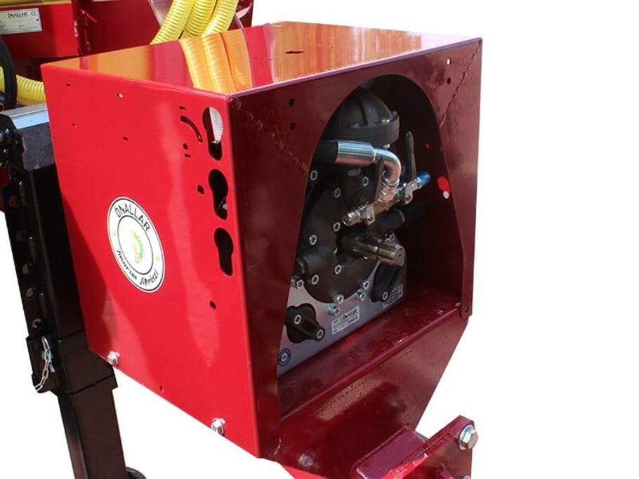 Çekilir Tip Tarla İlaçlama Makinesi