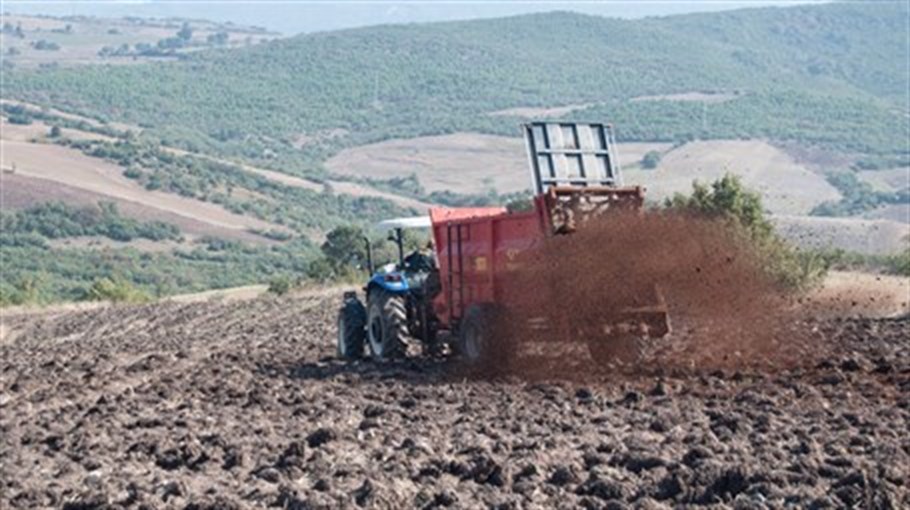 Katı Gübre Dağıtma 10 Ton