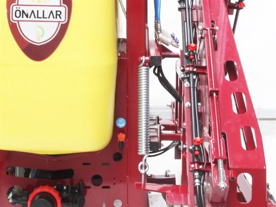 Tarla İlaçlama Makinesi Tam Hidrolikli