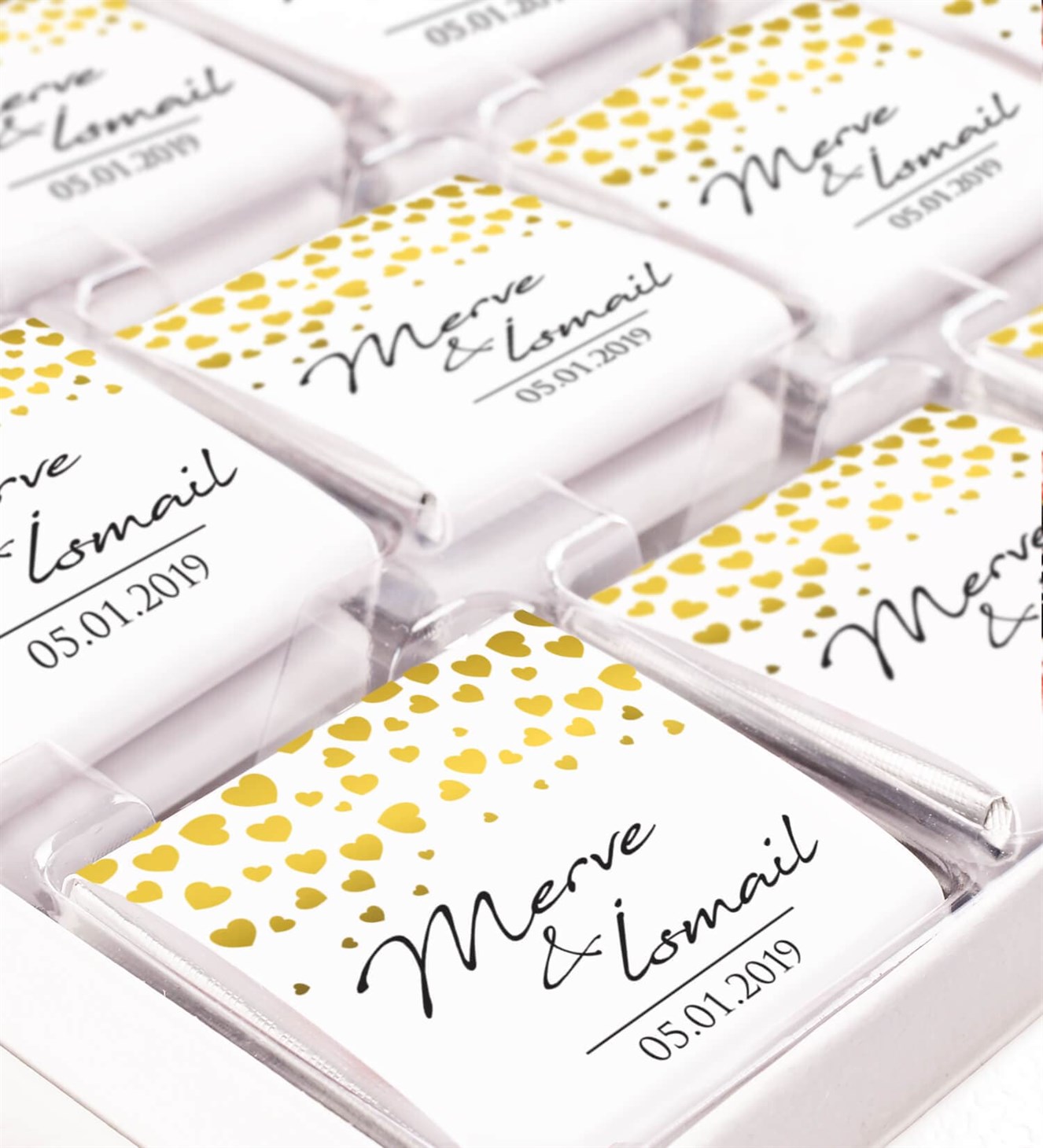 Altın Kalpler İsimli ve Tarihli Kutulu Söz & Nişan Çikolatası