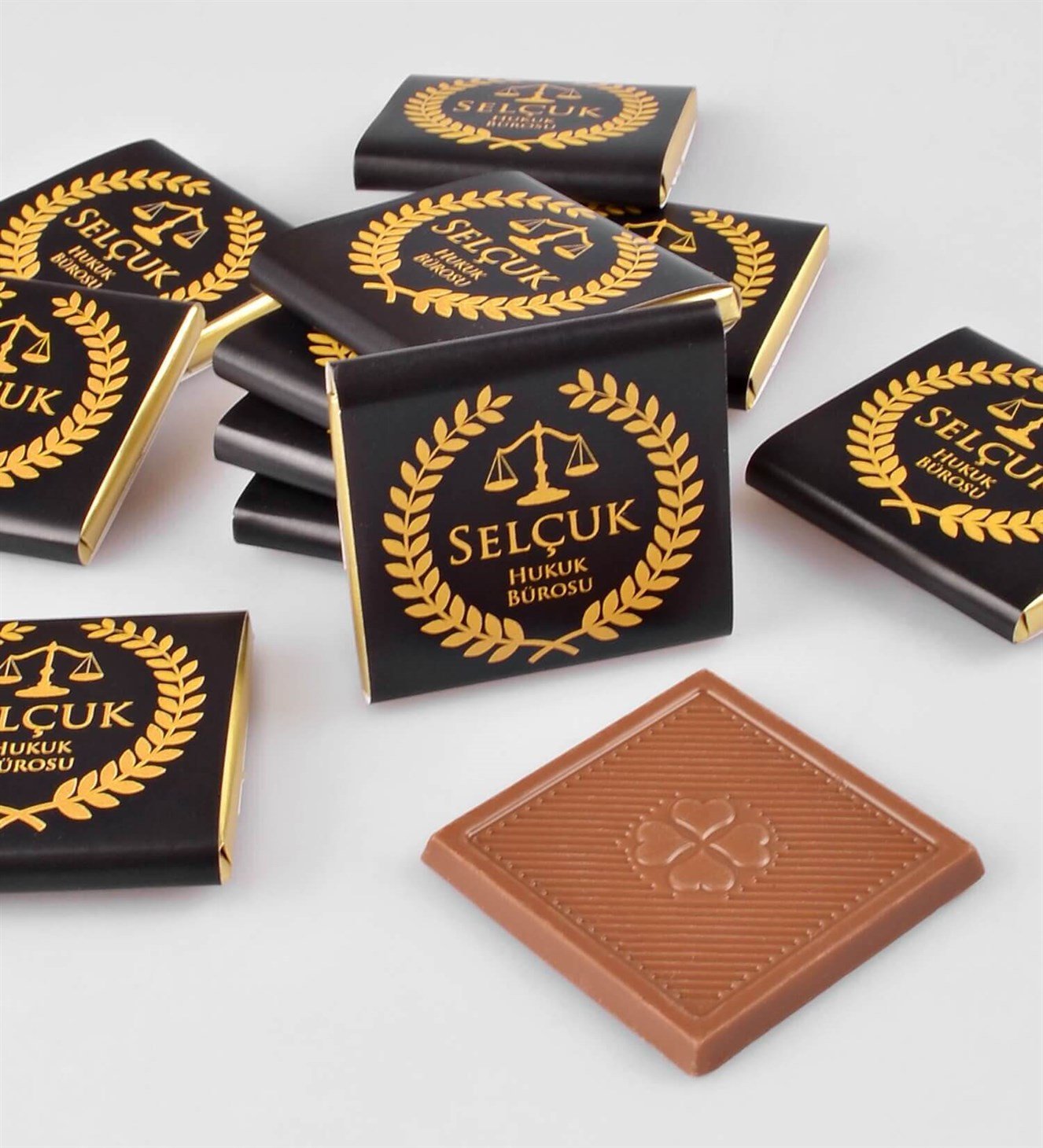 Avukatlar Günü Hediye Çikolata Kutusu