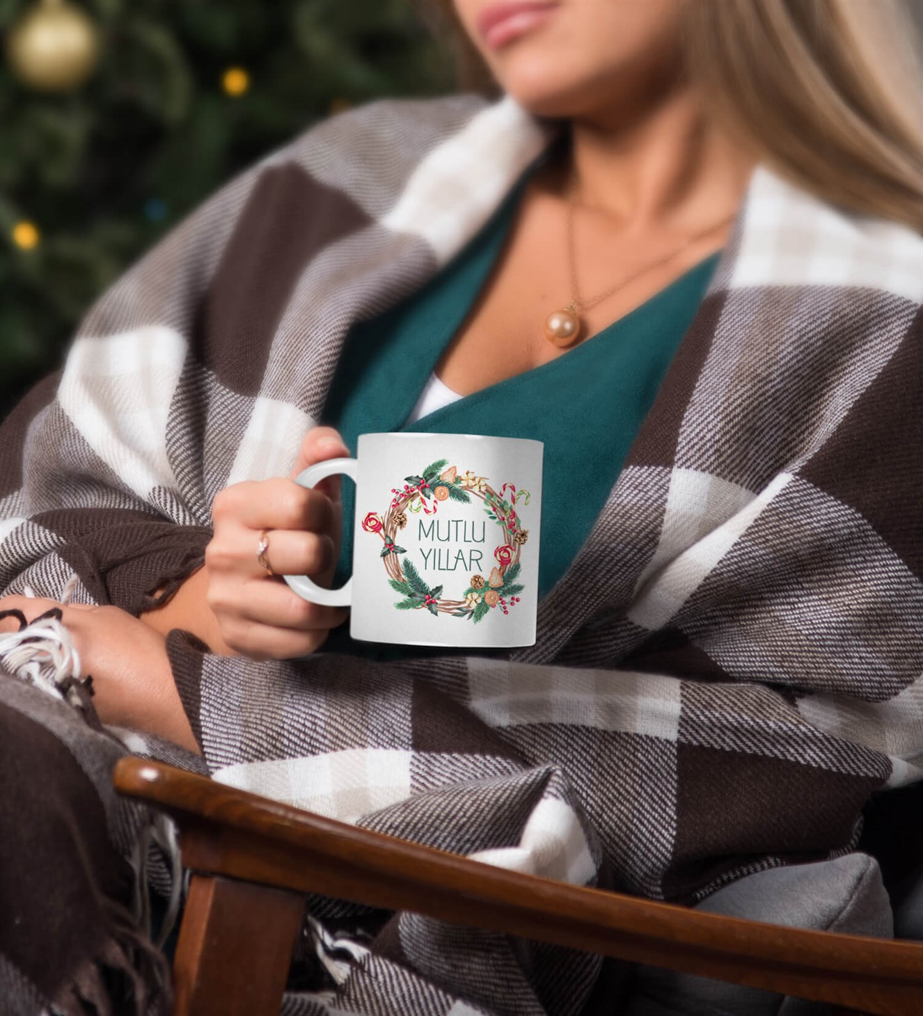 Çelenkli Mutlu Yıllar Kupa Bardak