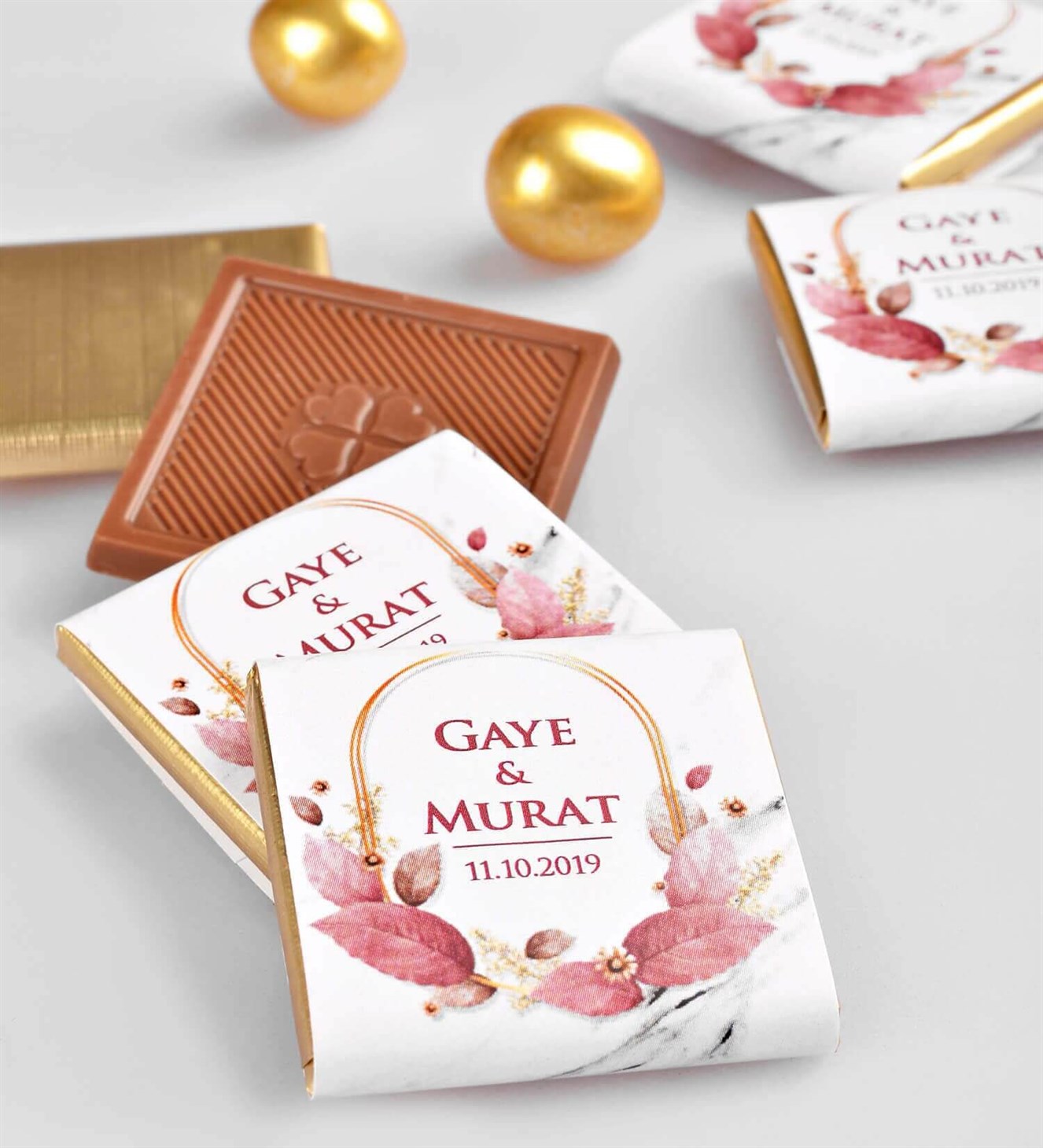 Gül Kurusu Çiçekli İsimli 50 Adet Söz & Nişan Çikolatası