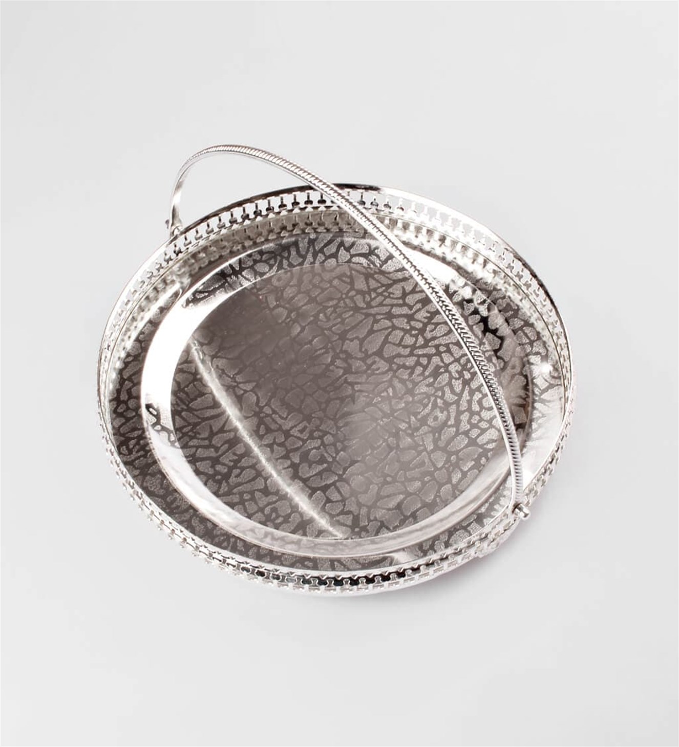 Gümüş Yuvarlak Kulplu Tepsi