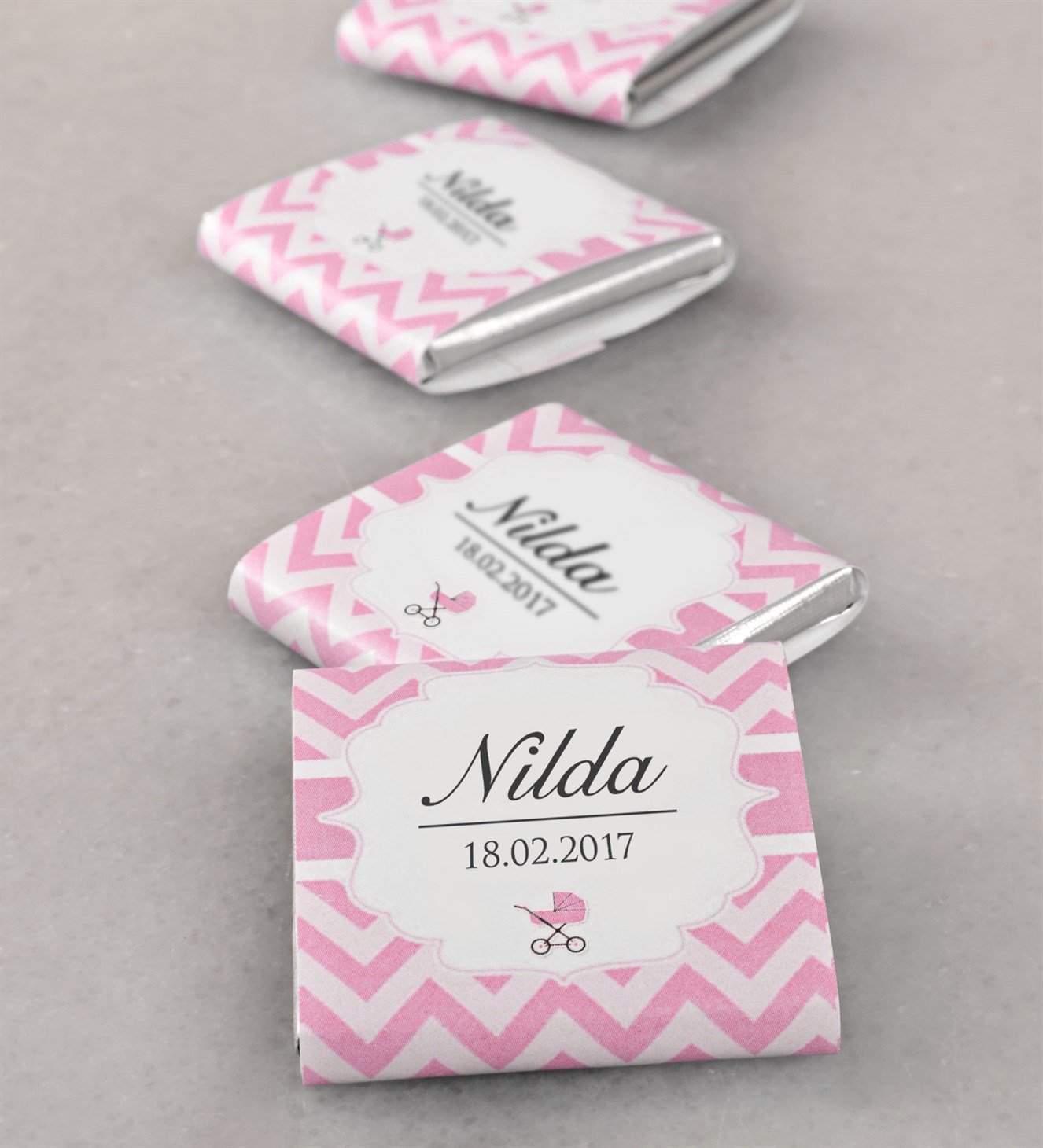 İsimli Kız Bebek Çikolatası