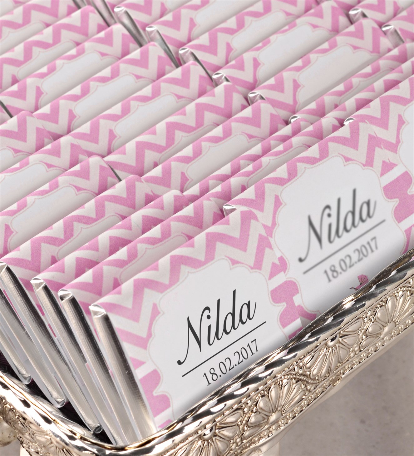 İsimli Kız Bebek Çikolatası