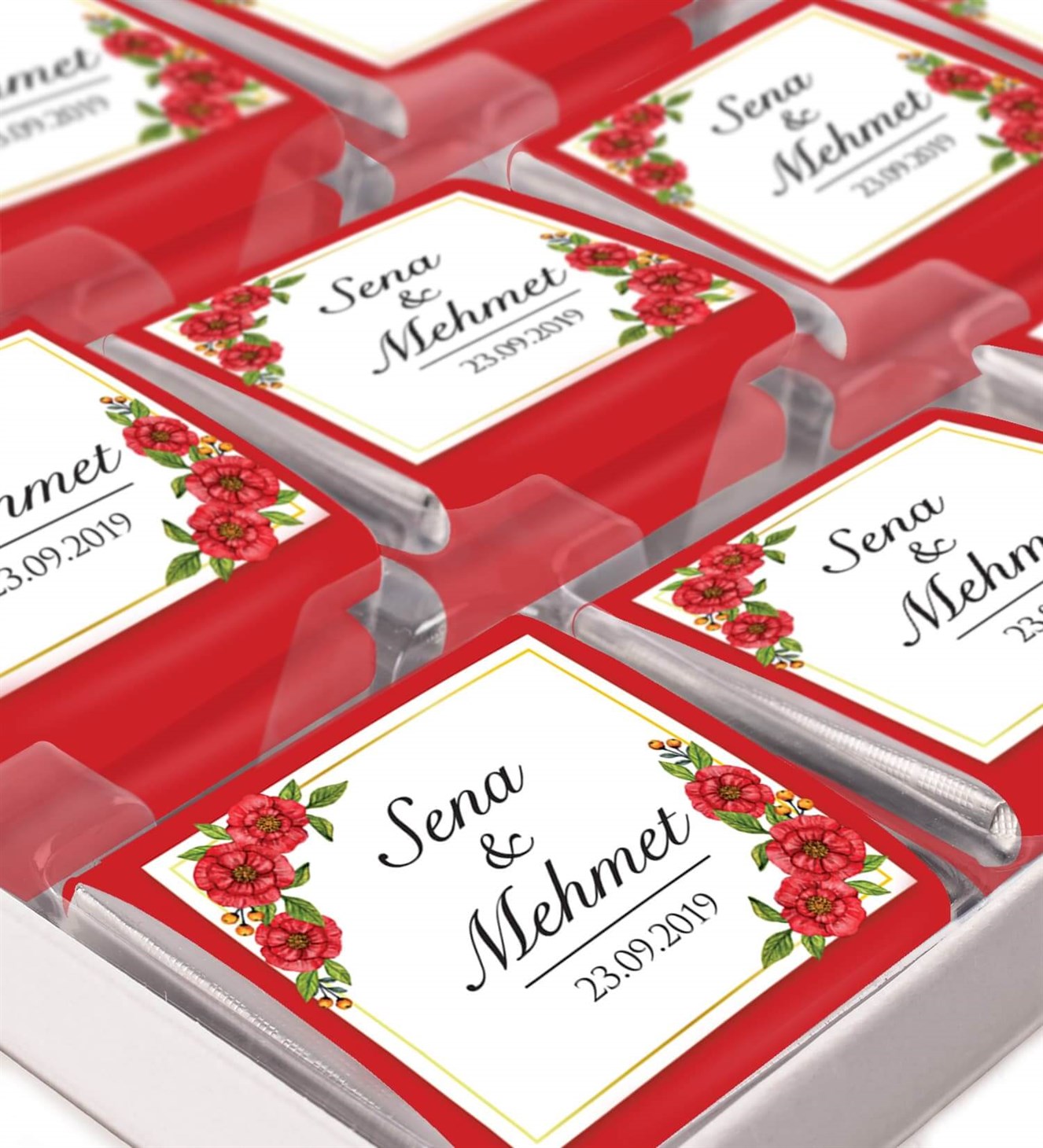 Kırmızı Çiçekler Dallar İsimli ve Tarihli Kutulu Söz & Nişan Çikolatası