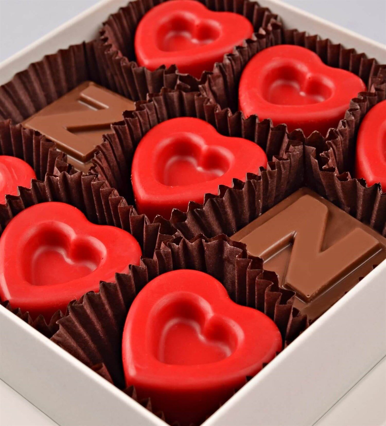 Kişiye Özel Harf ve Kalpler Çikolata