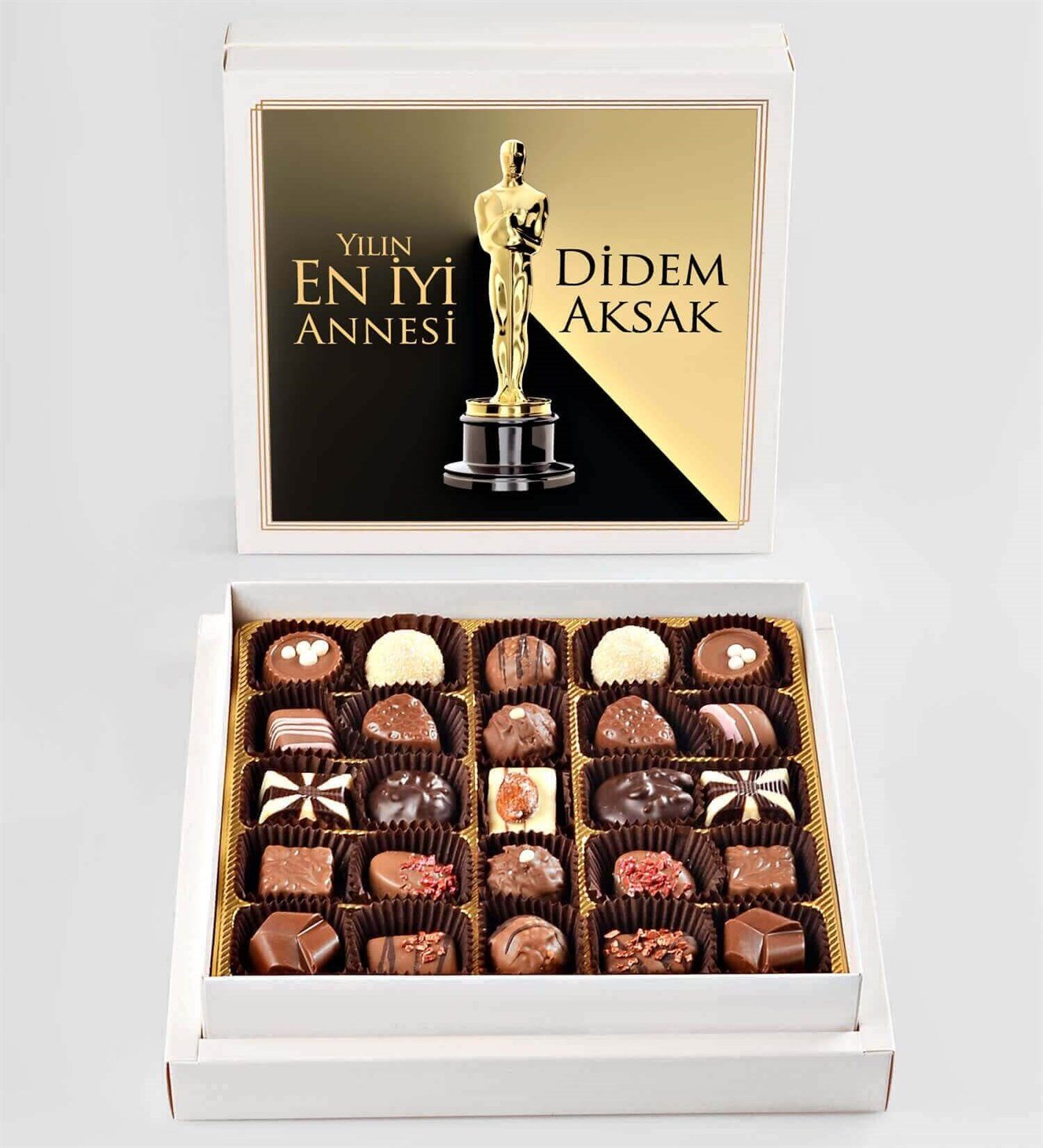 Kişiye Özel Yılın En İyi Annesi Spesiyal Çikolata