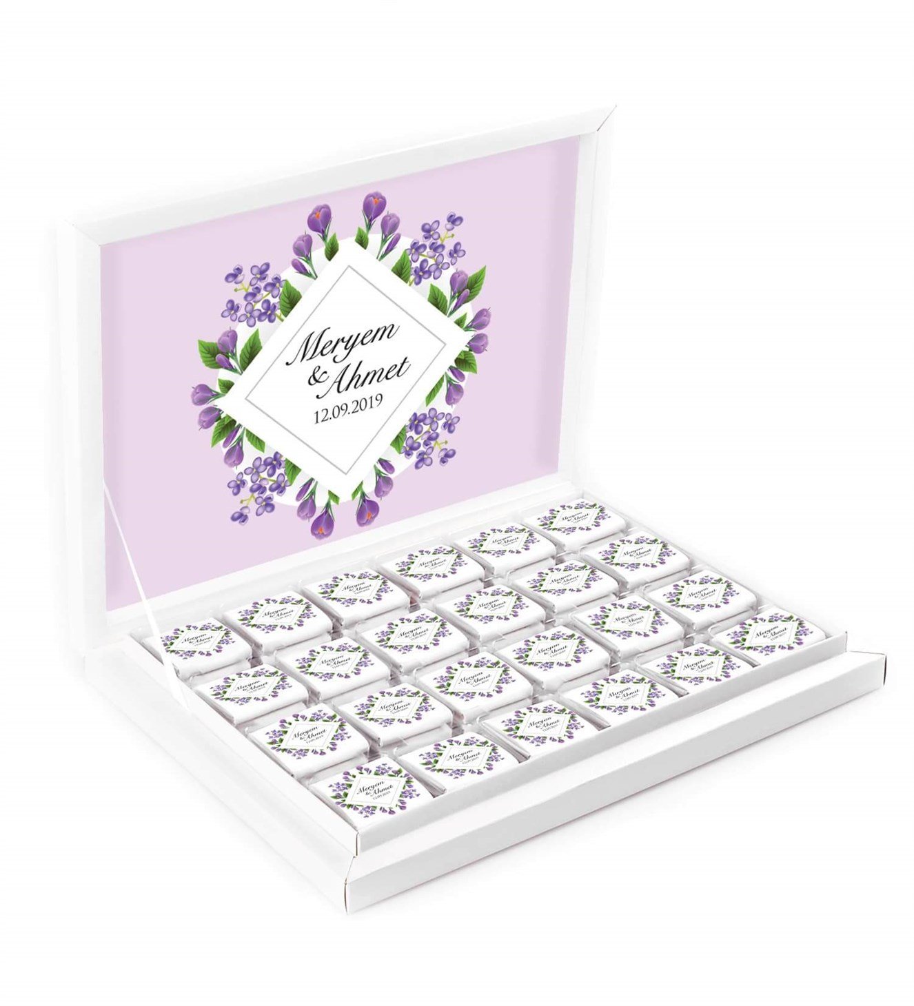 Mor Tomurcuklu Çiçekler İsimli ve Tarihli Kutulu Söz & Nişan Çikolatası