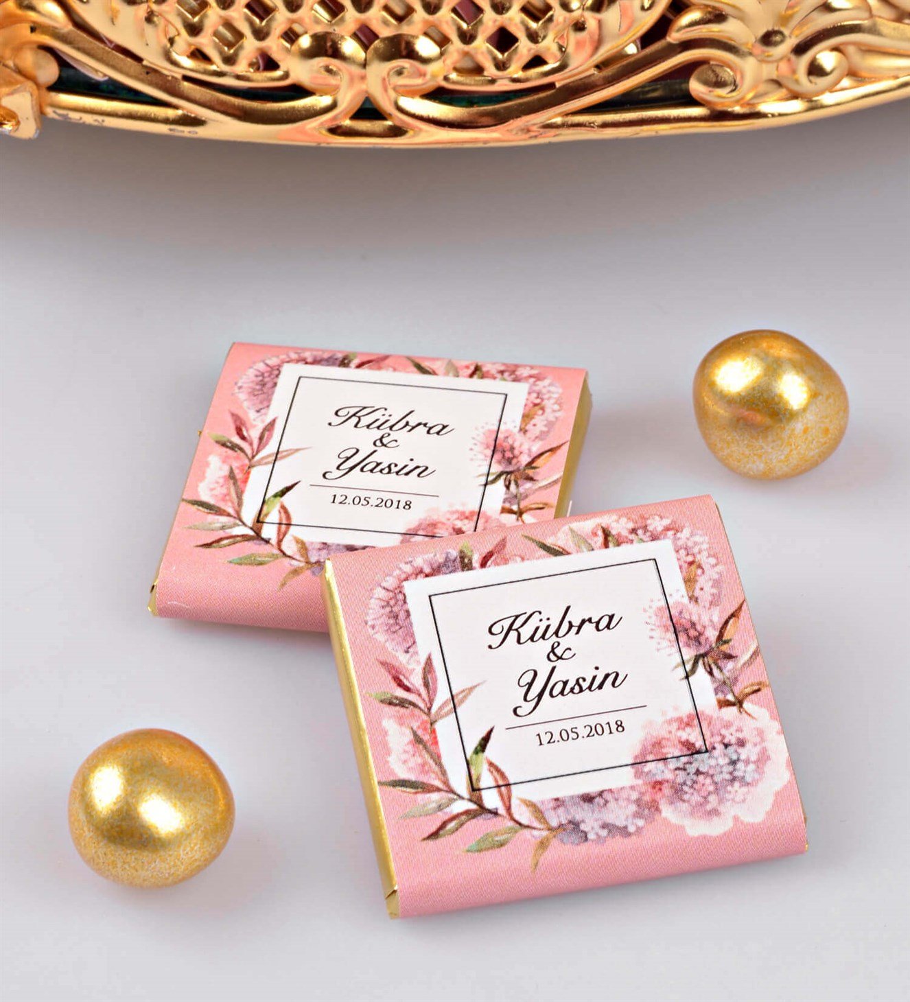 Pembe Çiçekli İsimli Söz & Nişan Çikolatası