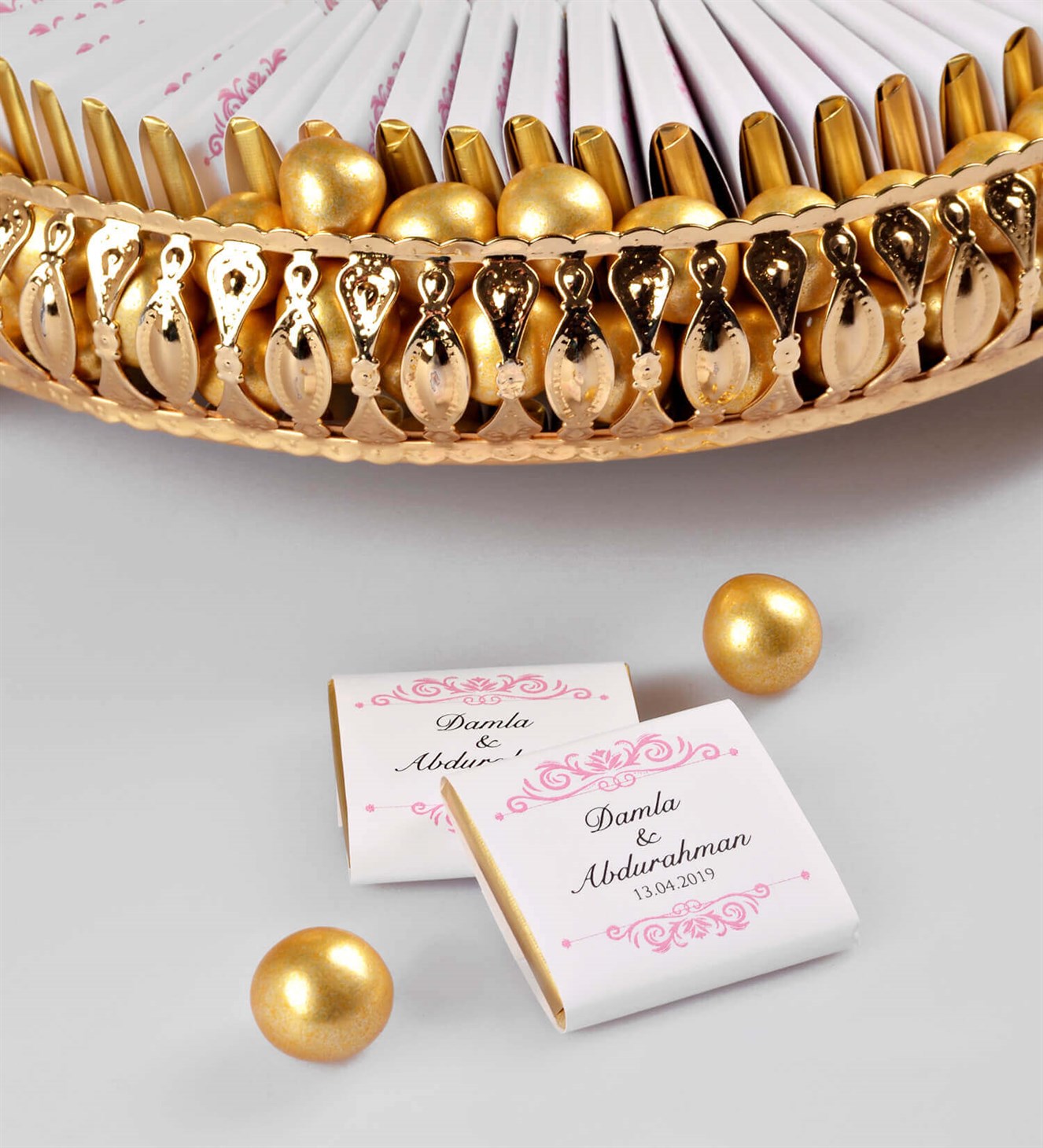 Pembe Tasarımlı İsimli Söz & Nişan Çikolatası