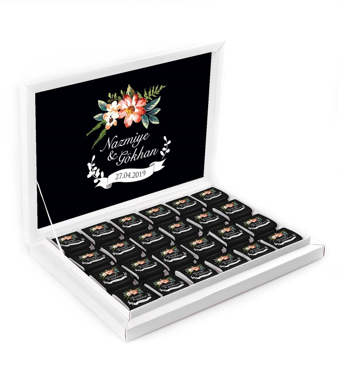 Siyah Çiçekli İsimli ve Tarihli Kutulu Söz & Nişan Çikolatası