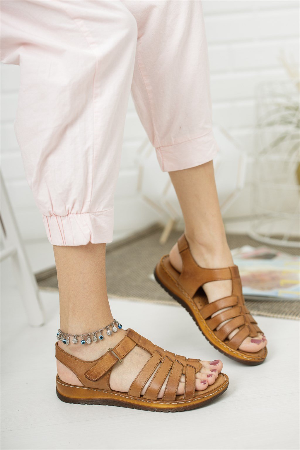 Deripabuc Hakiki Deri Taba Kadın Deri Sandalet DP05-0246