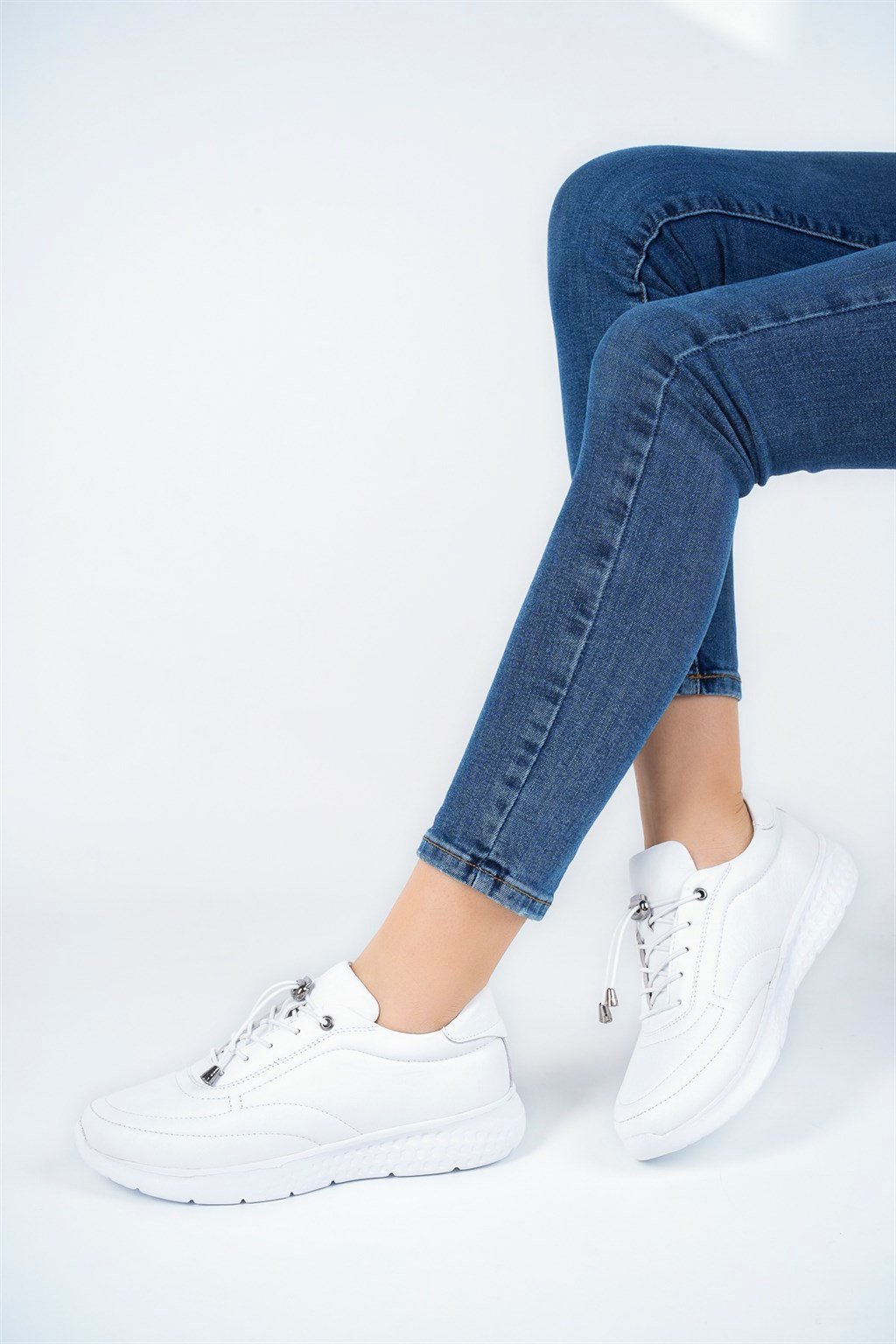 Hakiki Deri Beyaz Kadın Deri Sneaker Spor Ayakkabı DP71-0110