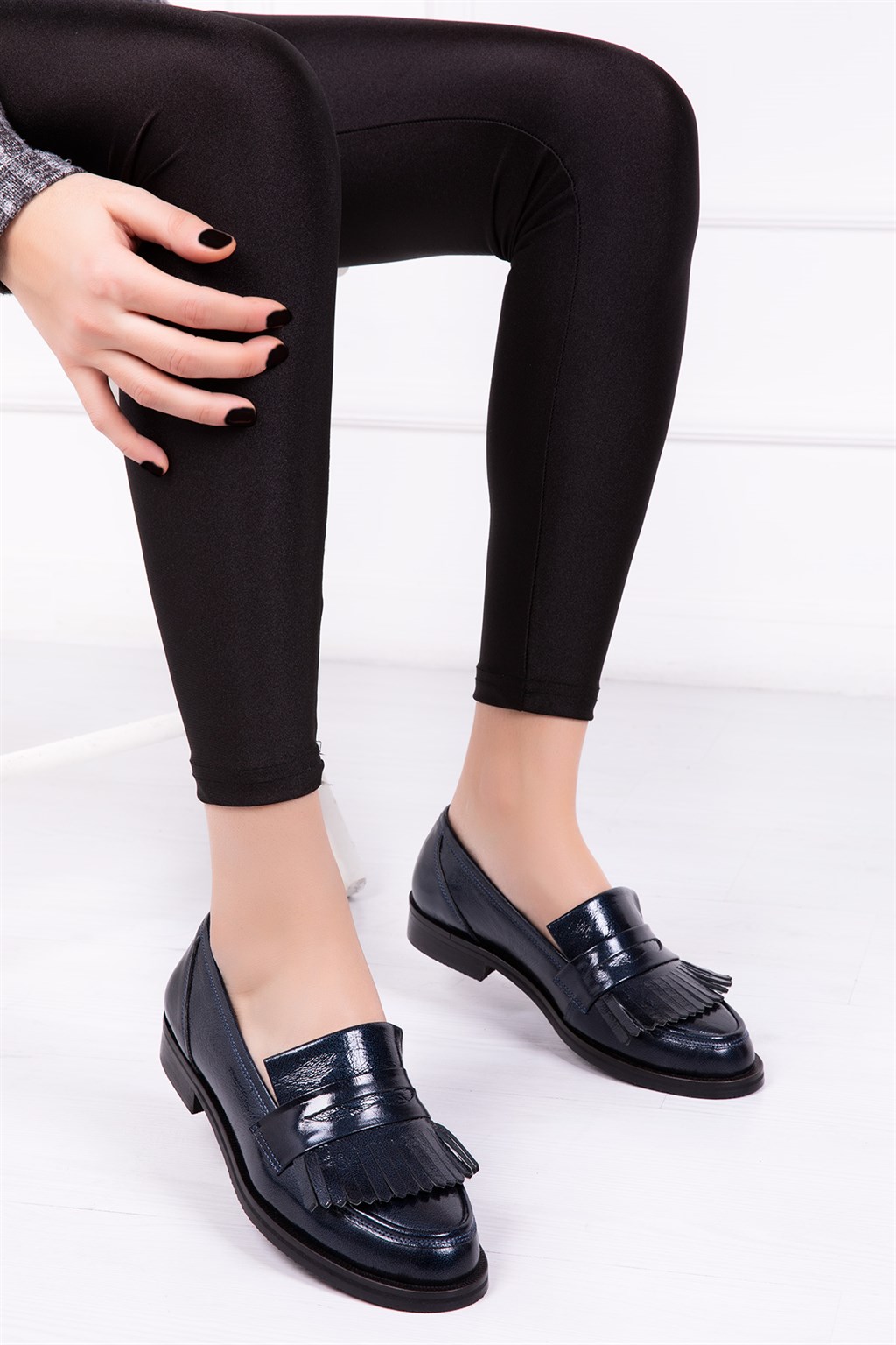 Hakiki Deri Lacivert Kadın Casual Ayakkabı DP06-0501