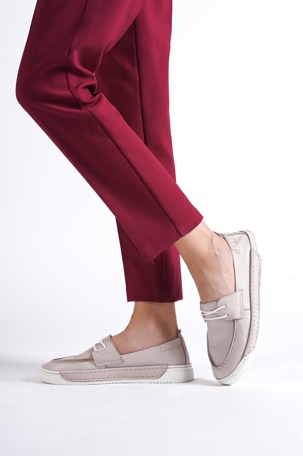 Hakiki Deri Silver Gri Kadın Deri Casual Ayakkabı DP72-28104