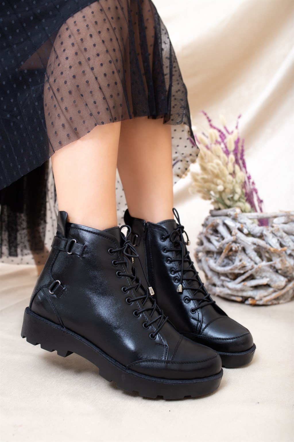 Hakiki Deri Siyah Kadın Bot DP37-0909