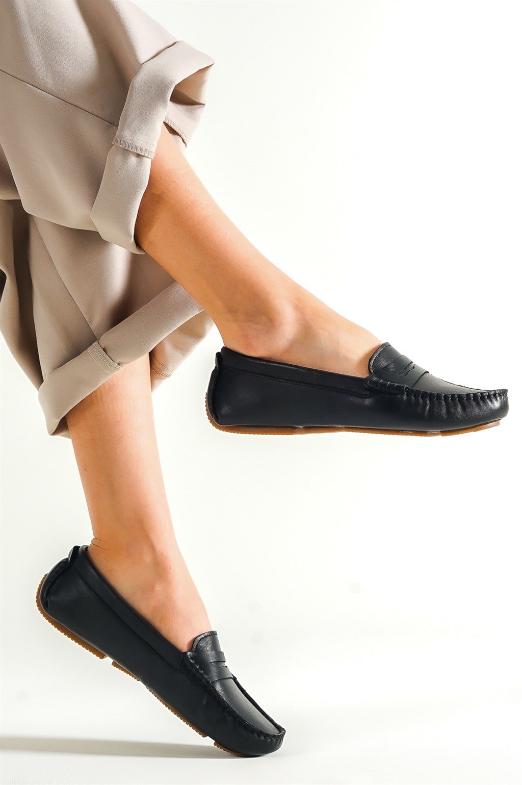 Hakiki Deri Siyah Kadın Deri Loafer DP64-0077